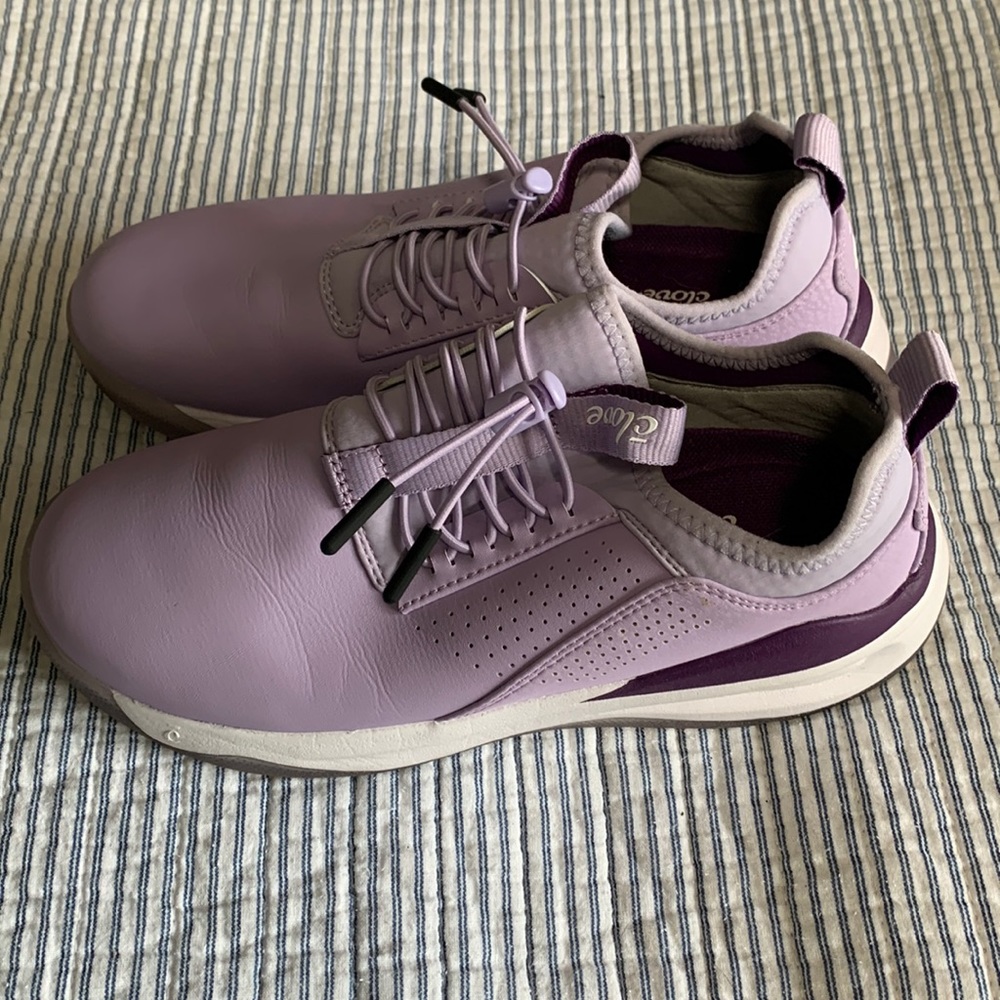 Lilac Clove sneakers 6.5